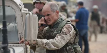 Fort Hood, TX -
Michael Kelly portrays Lt. Col. Gary Volesky on set of The Long Road Home at U.S. Military post, Fort Hood, Killeen, Texas. (Photo: National Geographic/Van Redin)