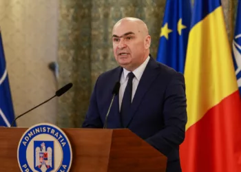 Eveniment prilejuit de decorarea lui Gheorghe Hagi cu cea mai înaltă distincție a statului român, Ordinul Național „Steaua României” în grad de Cavaler. Distincția îi este oferită de către președintele interimar Ilie Bolojan ca semn de apreciere pentru întreaga sa carieră sportivă, la Palatul Cotroceni, în București, 12 martie 2025. Inquam Photos/Cosmin Enache